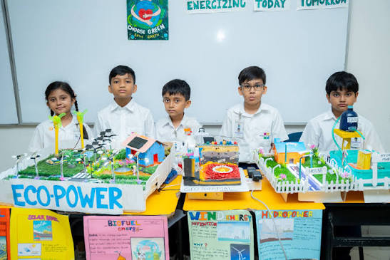 বিজ্ঞান মেলা ২০২৬-এ শিক্ষার্থীদের উদ্ভাবনী প্রকল্প প্রদর্শন